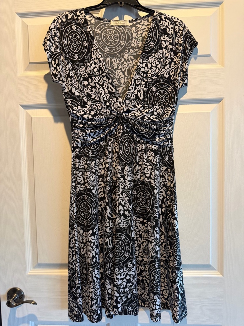 Black & White Printed Knot-Front Midi Dress